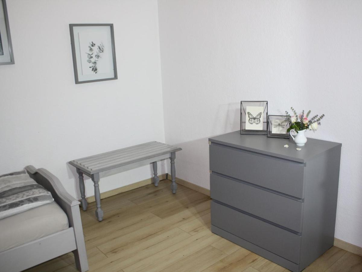 Zu Den Grauen Ziegenboecken Appartement Serba Buitenkant foto