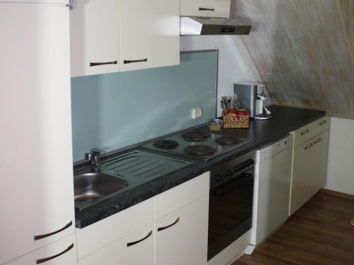 Zu Den Grauen Ziegenboecken Appartement Serba Buitenkant foto