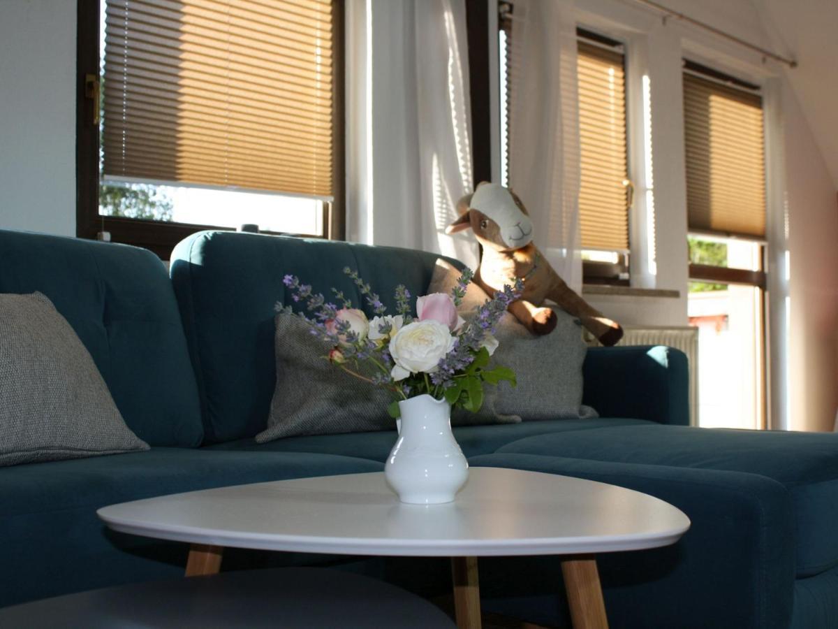 Zu Den Grauen Ziegenboecken Appartement Serba Buitenkant foto