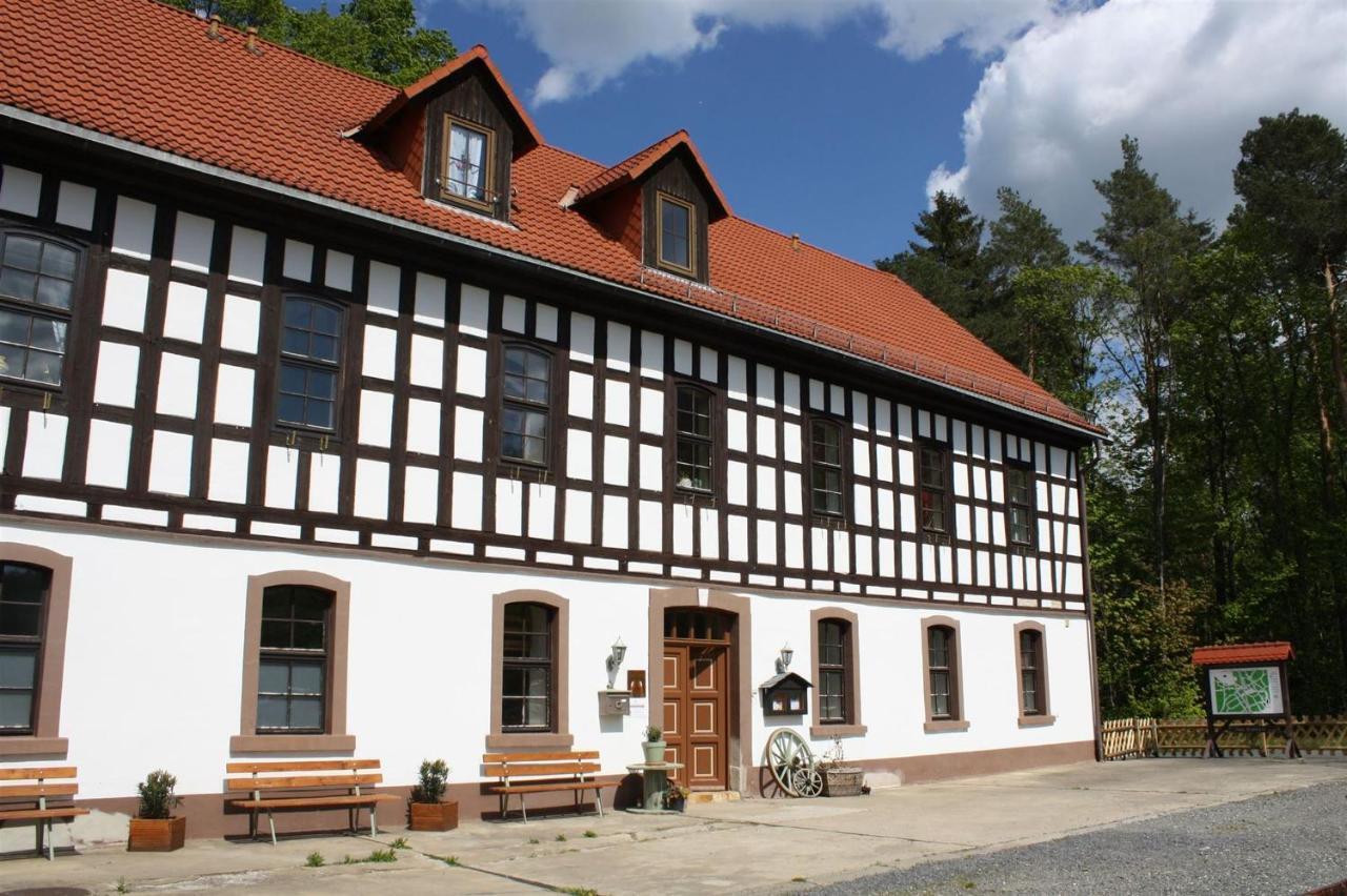 Zu Den Grauen Ziegenboecken Appartement Serba Buitenkant foto