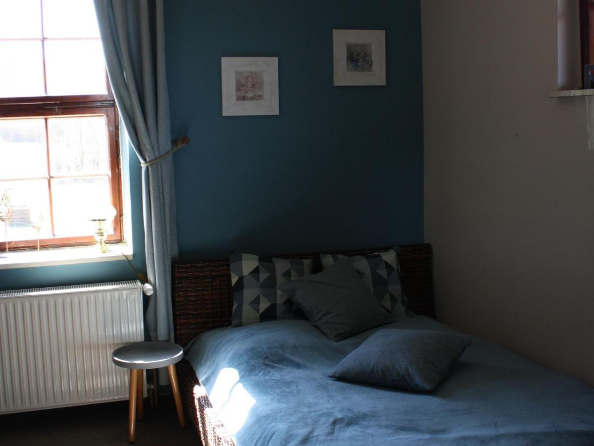 Zu Den Grauen Ziegenboecken Appartement Serba Buitenkant foto