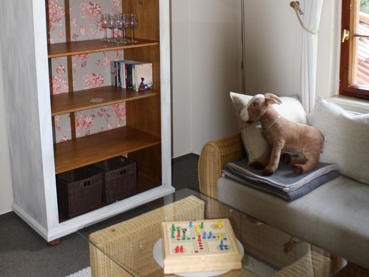 Zu Den Grauen Ziegenboecken Appartement Serba Buitenkant foto